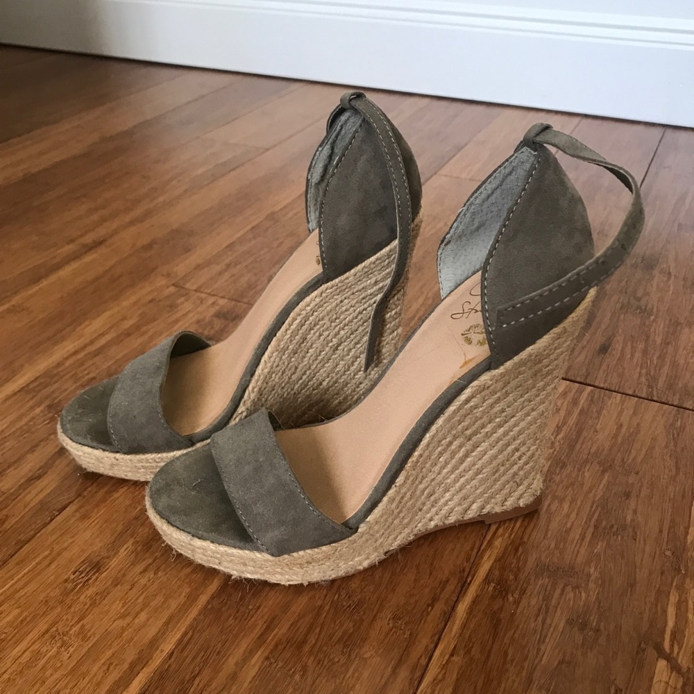 Colin Stuart Wedges - image 1